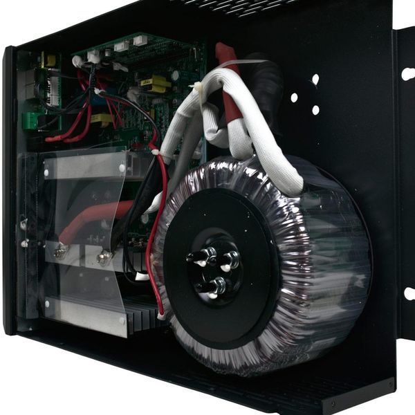 Комплект автономного резервного электропитания: 3kVA Smart инвертор KSP-3000VA для солнечных панелей + АКБ