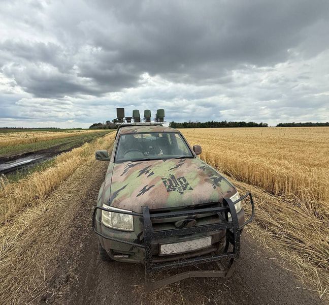 Купольний РЕБ на авто "Фантом" на 6 діапазонів (300-1000МГц)